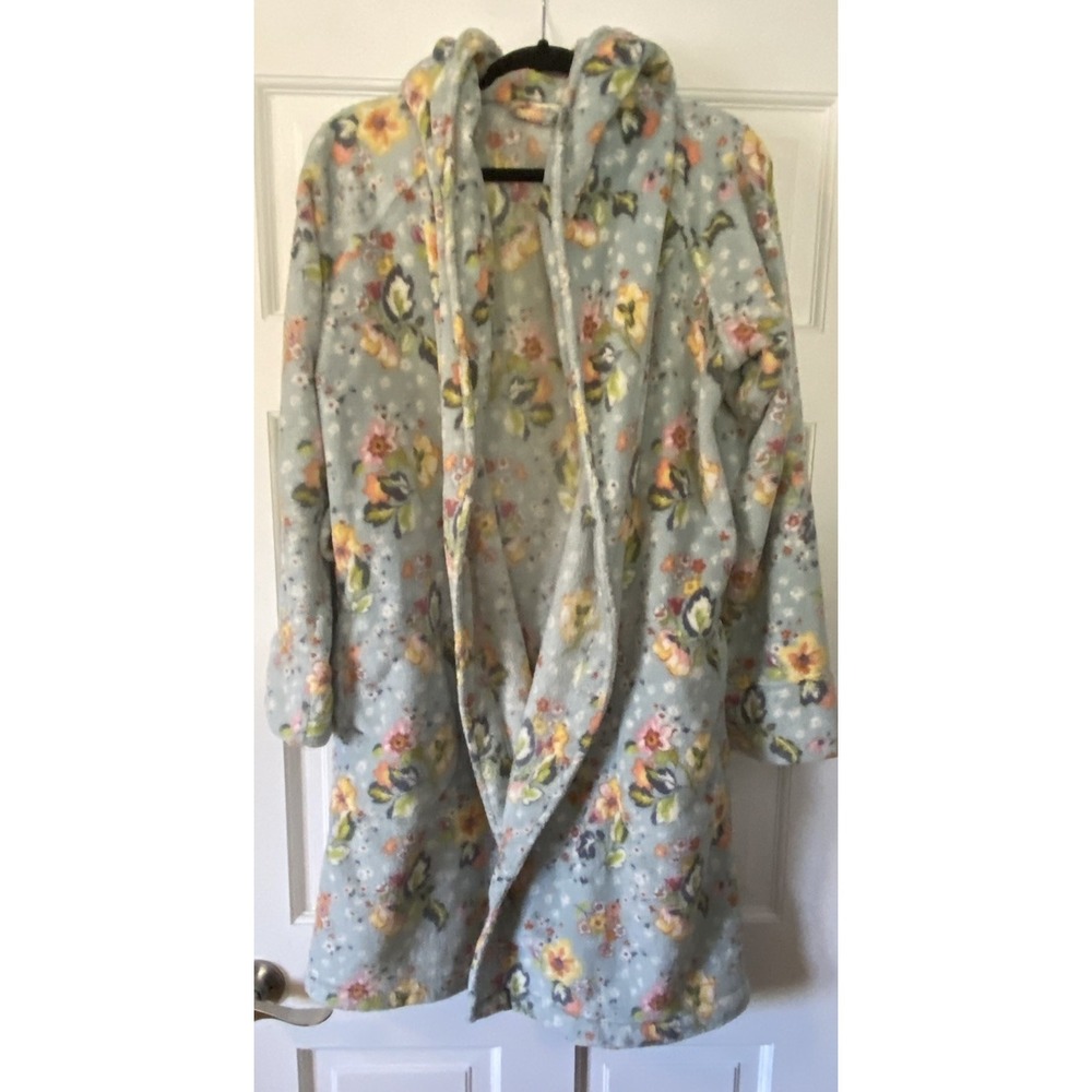 Vera Bradley Plush Light Blue Floral Bathrobe Poly Fleece Missing the Belt